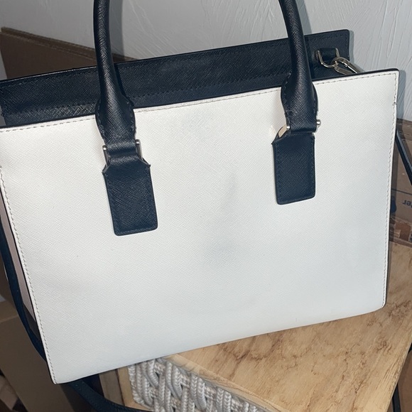 Kate Spade Leather Purse - Picture 5 of 8